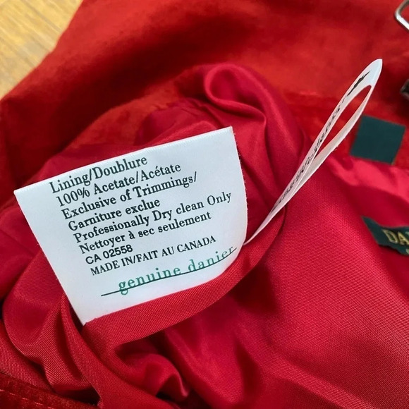 VINTAGE - Red Suede Leather Danier High Waisted Skirt - Picture 9 of 10